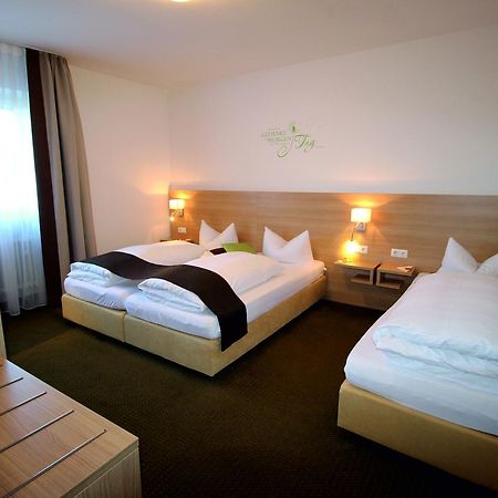 Hotel Vitis Erding Exterior photo